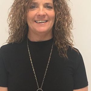 Meet your Posher, Lorie